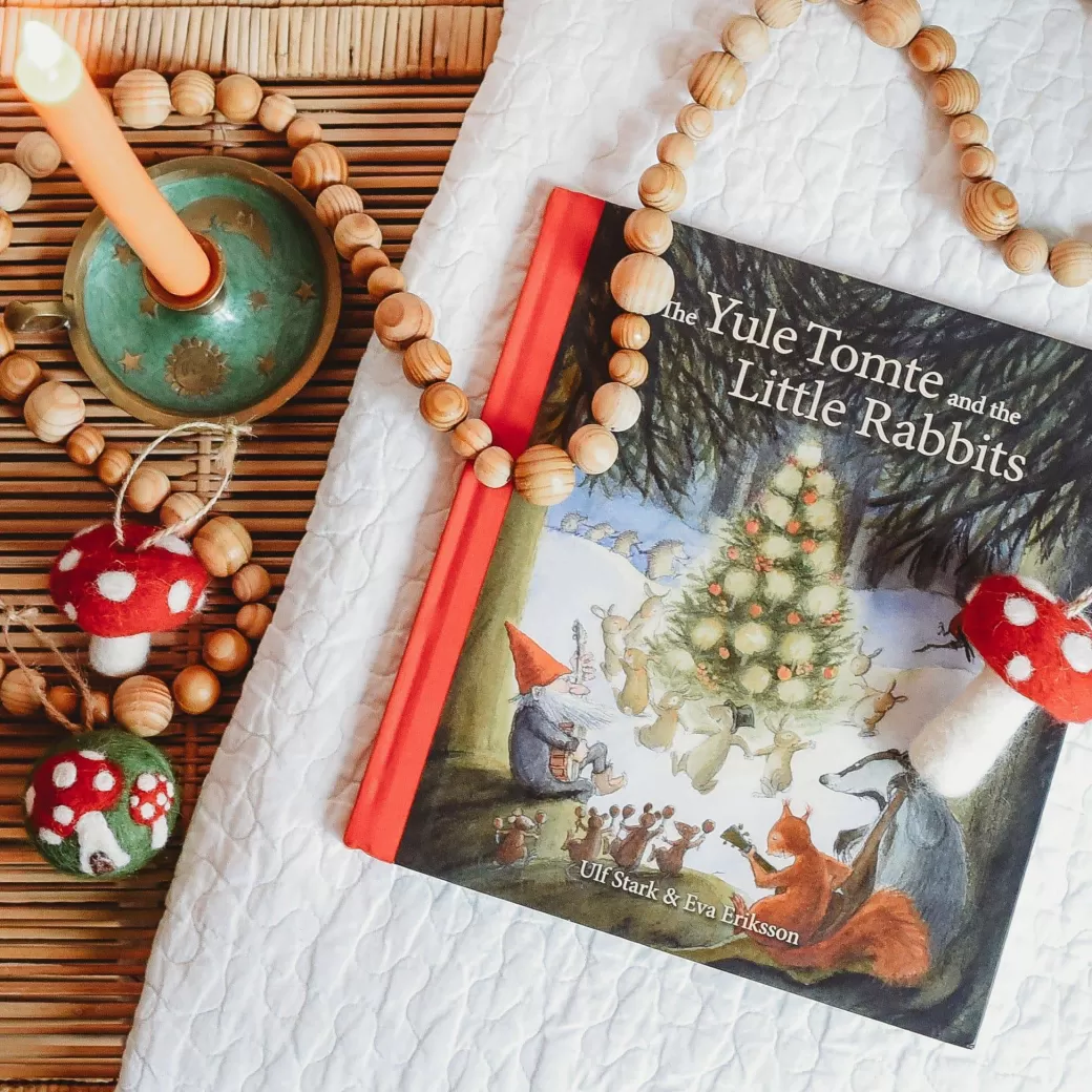 Floris Books Books For Children>The Yule Tomte And The Little Rabbits