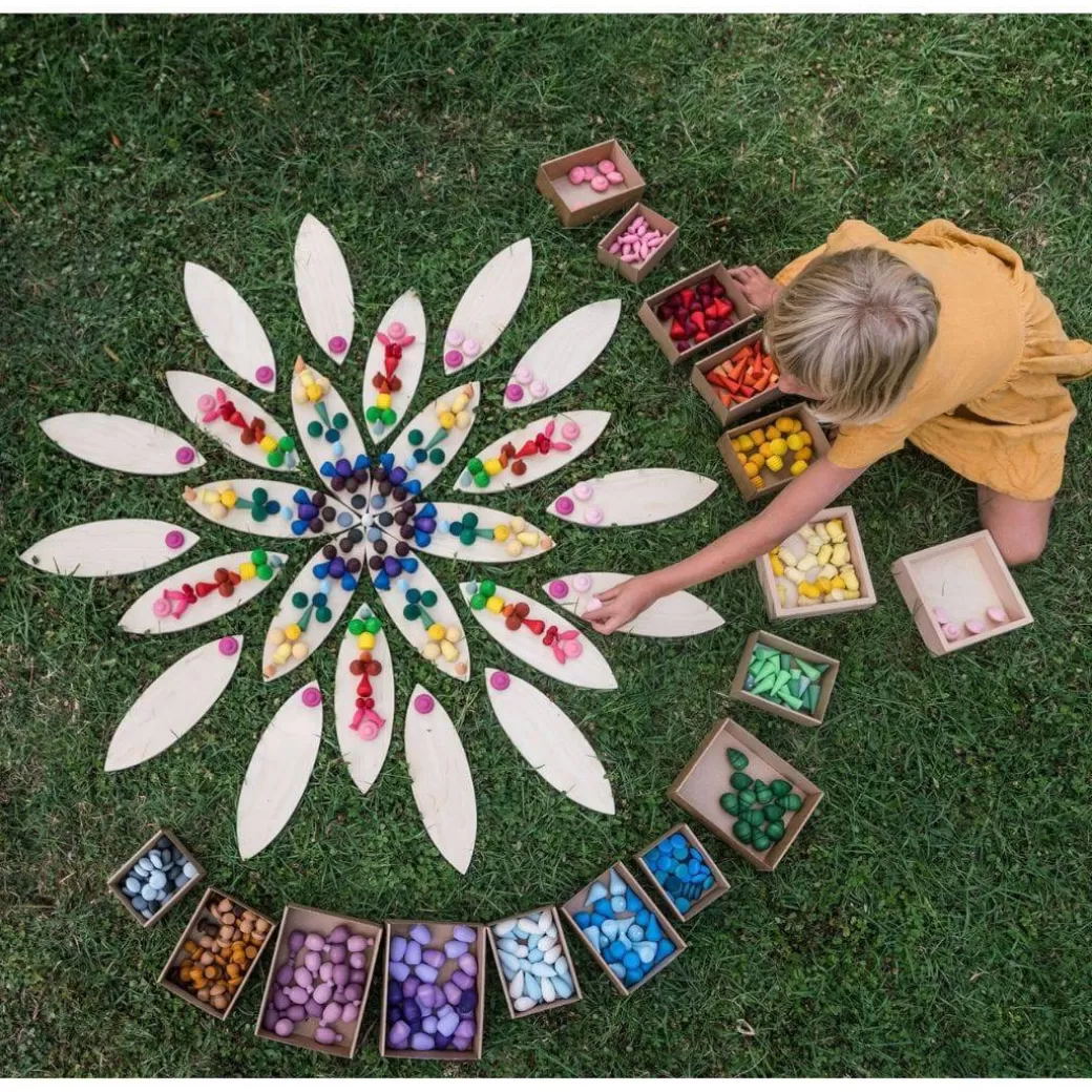 Grapat Wooden Blocks>Wooden Petal Mandala Platforms